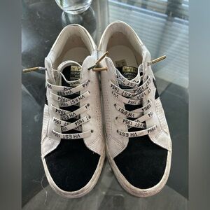 Vintage Havana sneakers. Size 7.5. Worn maybe 7-10 times.